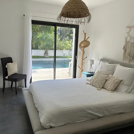 Sheilanu - Cala Rossa - * Lecci