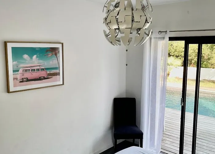 Sheilanu - Cala Rossa * Lecci