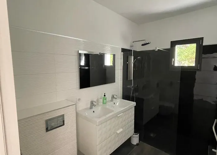 Villa Sheilanu - Cala Rossa - *